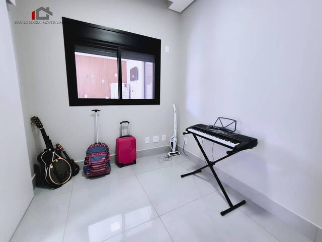 #587 - Casa para Venda em Limeira - SP