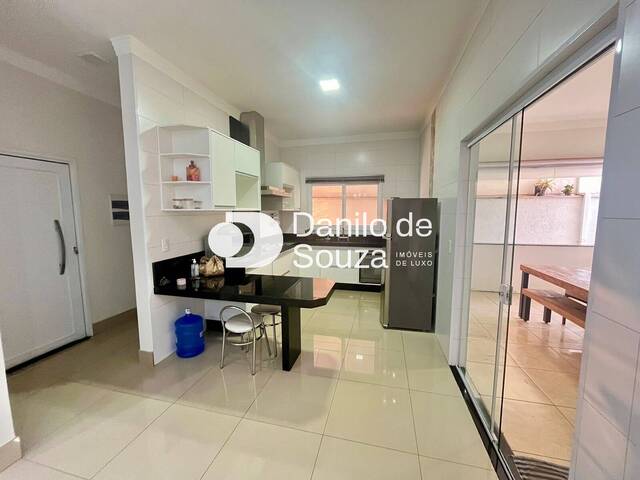 #637 - Casa em condomínio para Venda em Limeira - SP