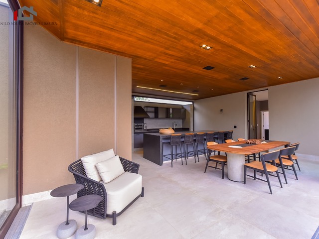 #650 - Casa para Venda em Limeira - SP