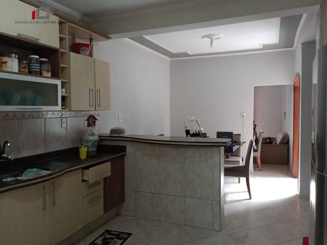 #733 - Casa para Venda em Limeira - SP - 2