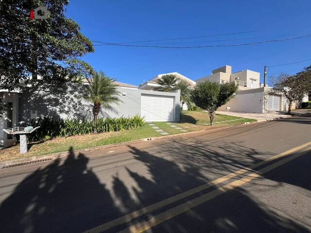 #741 - Casa para Venda em Limeira - SP