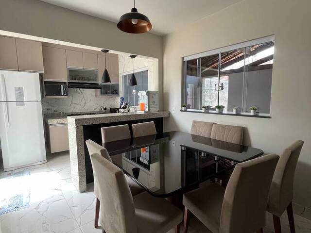 #947 - Casa para Venda em Limeira - SP
