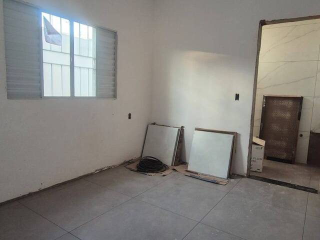 #1046 - Casa para Venda em Limeira - SP - 2