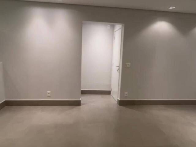 #1050 - Apartamento para Venda em Limeira - SP - 3