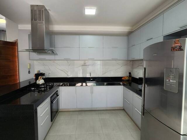 #1061 - Casa para Venda em Limeira - SP - 2