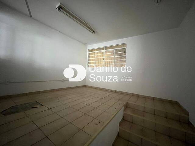 Salão Comercial para Locação em Limeira - 4