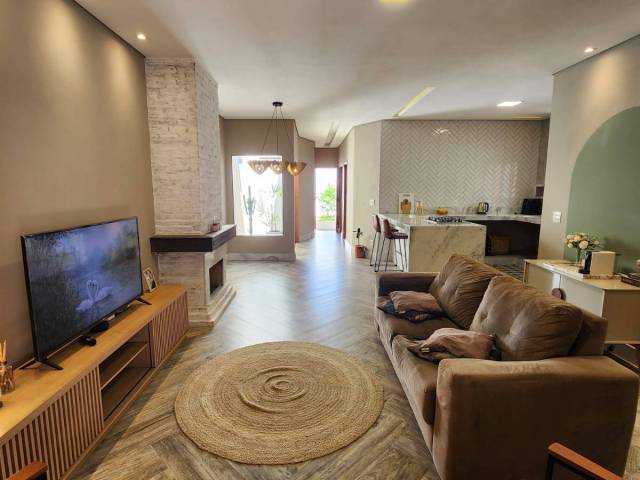 #1300 - Casa para Venda em Limeira - SP