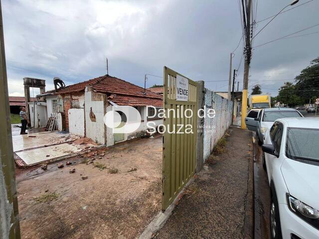 #1449 - Casa para Venda em Limeira - SP - 2